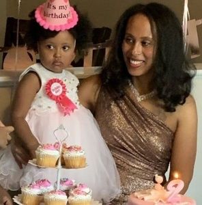 Meet your Posher, Tsebaot